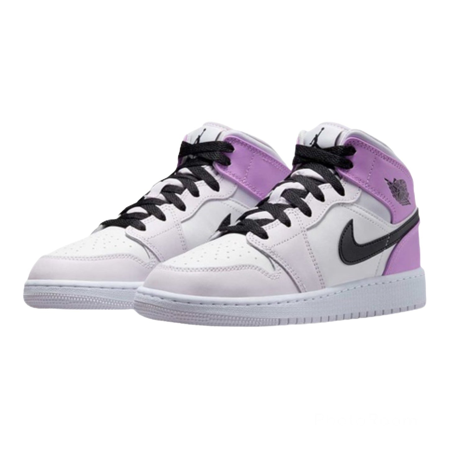 Air Jordan 1 Mid Barely Grape (GS) Streetwearart