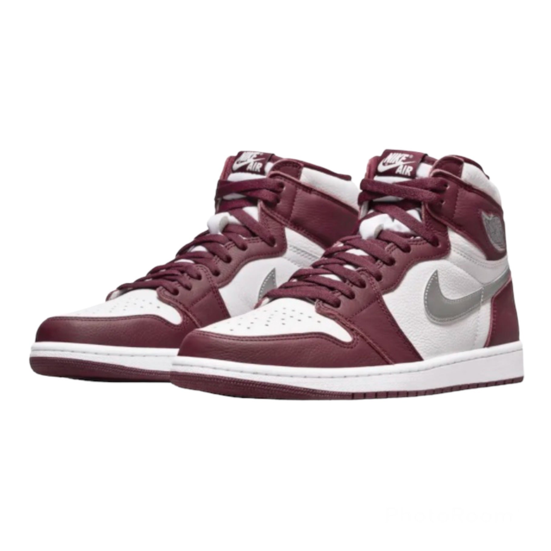 Air Jordan 1 Retro High OG Bordeaux Streetwearart