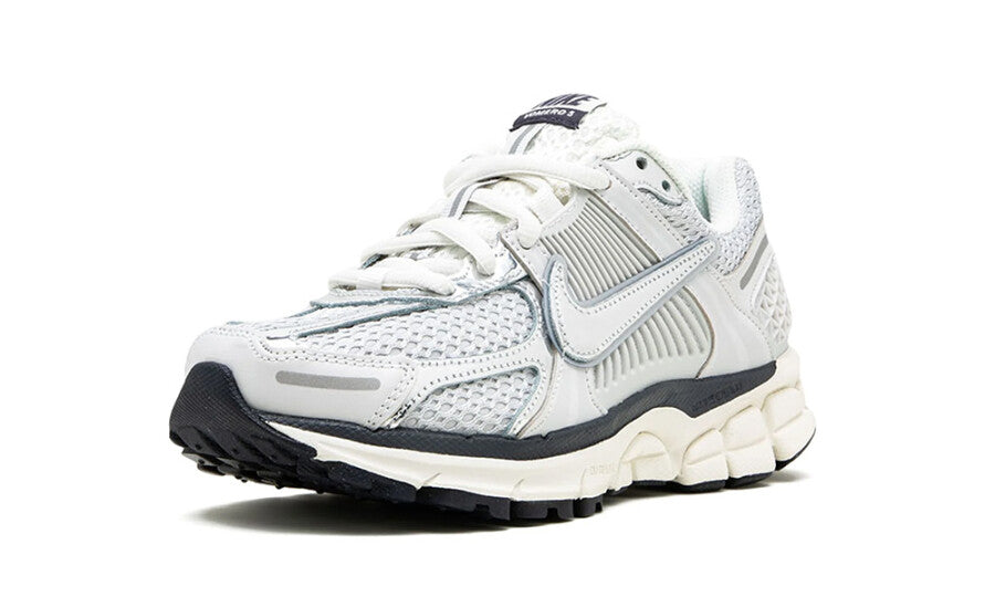 Nike Zoom Vomero 5 Photon Dust Metallic Silver